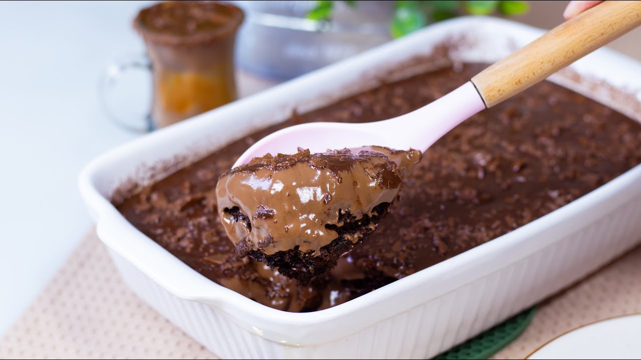 O BOLO DE CHOCOLATE QUENTE PARA COMER DE COLHER COM UM SEGREDO QUE FAZ O MAIOR SUCESSO AQUI EM CASA 11 *